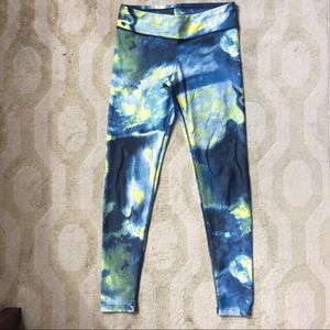 Blue and yellow patterned workout leggings